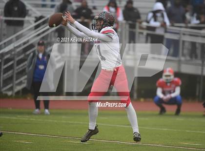 Thumbnail 1 in Cromwell/Portland vs. Bloomfield (CIAC Class S Final) photogallery.
