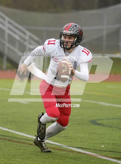 Thumbnail 3 in Cromwell/Portland vs. Bloomfield (CIAC Class S Final) photogallery.