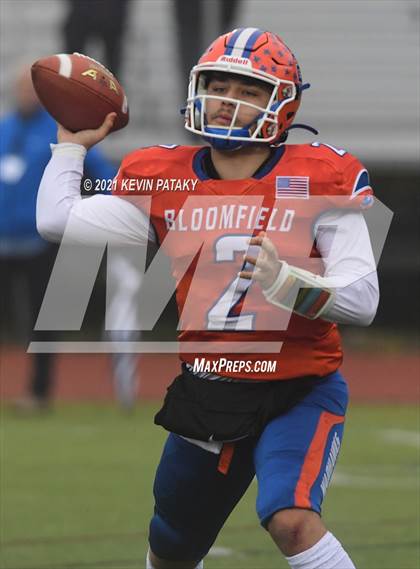 Thumbnail 3 in Cromwell/Portland vs. Bloomfield (CIAC Class S Final) photogallery.