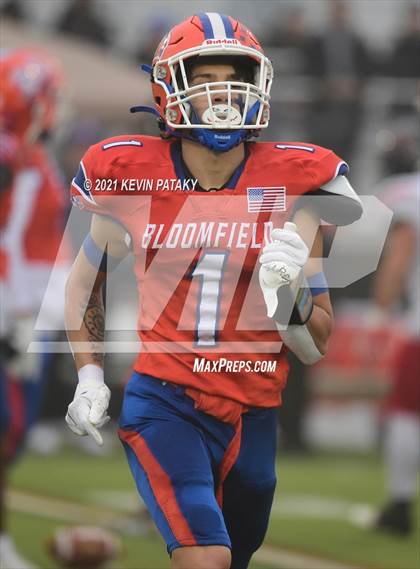 Thumbnail 3 in Cromwell/Portland vs. Bloomfield (CIAC Class S Final) photogallery.