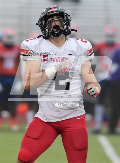 Thumbnail 2 in Cromwell/Portland vs. Bloomfield (CIAC Class S Final) photogallery.