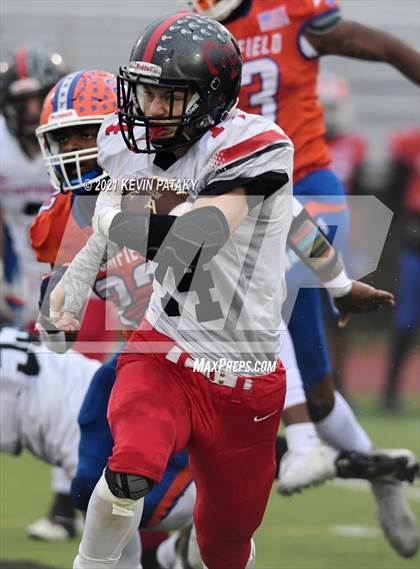 Thumbnail 3 in Cromwell/Portland vs. Bloomfield (CIAC Class S Final) photogallery.
