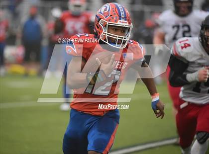 Thumbnail 2 in Cromwell/Portland vs. Bloomfield (CIAC Class S Final) photogallery.