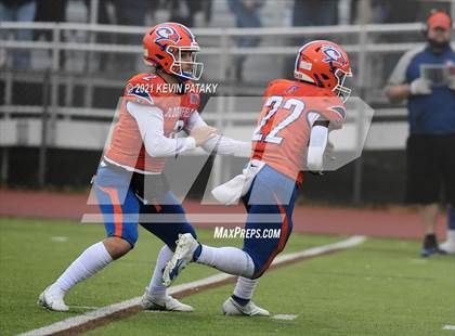 Thumbnail 1 in Cromwell/Portland vs. Bloomfield (CIAC Class S Final) photogallery.
