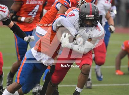 Thumbnail 1 in Cromwell/Portland vs. Bloomfield (CIAC Class S Final) photogallery.