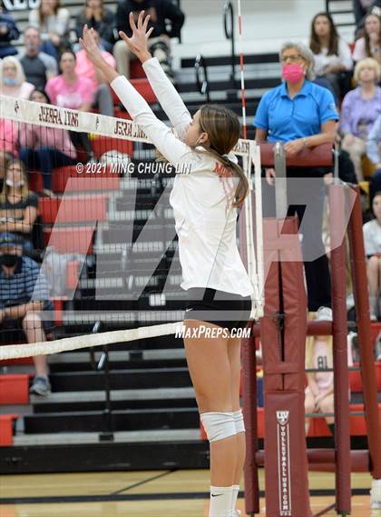 Thumbnail 3 in Mater Dei @ JSerra Catholic photogallery.