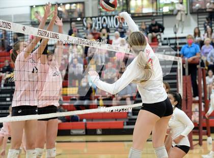 Thumbnail 2 in Mater Dei @ JSerra Catholic photogallery.