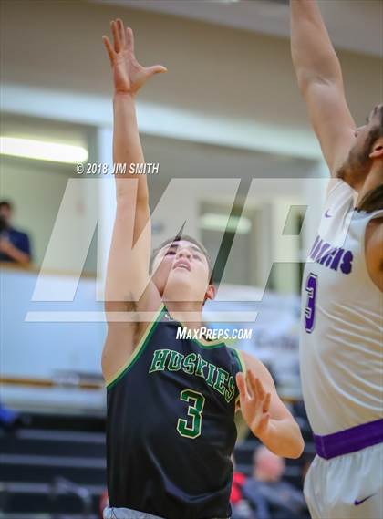 Thumbnail 2 in Hope Christian vs. Manzano (Albuquerque Academy Joe Armijo Basketball Classic) photogallery.