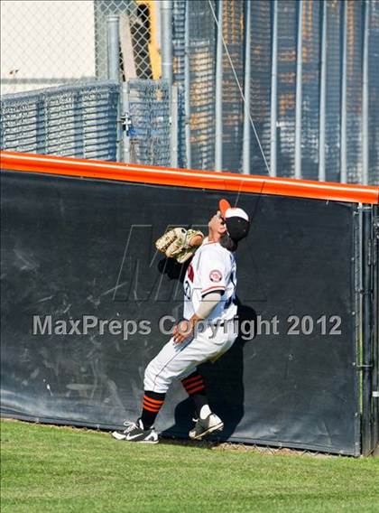 Thumbnail 3 in Edison vs. Huntington Beach photogallery.