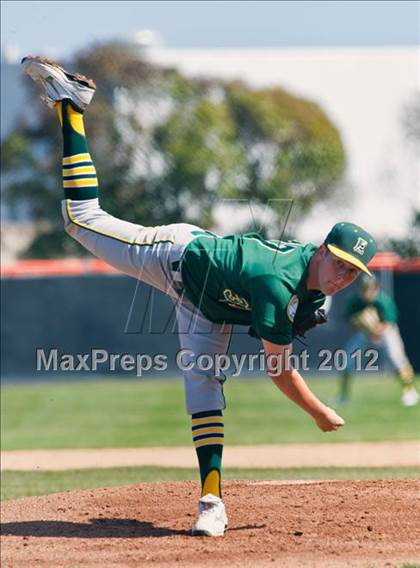 Thumbnail 2 in Edison vs. Huntington Beach photogallery.