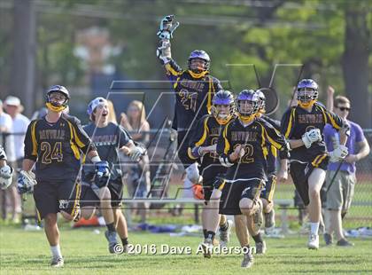 Thumbnail 1 in Bayport-Blue Point vs Sayville (Section 11 Class B Semifinal) photogallery.