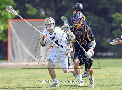Thumbnail 2 in Bayport-Blue Point vs Sayville (Section 11 Class B Semifinal) photogallery.