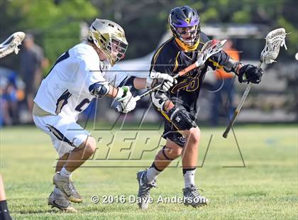 Thumbnail 1 in Bayport-Blue Point vs Sayville (Section 11 Class B Semifinal) photogallery.