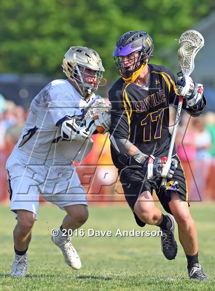 Thumbnail 3 in Bayport-Blue Point vs Sayville (Section 11 Class B Semifinal) photogallery.