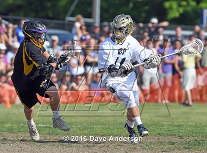 Thumbnail 3 in Bayport-Blue Point vs Sayville (Section 11 Class B Semifinal) photogallery.
