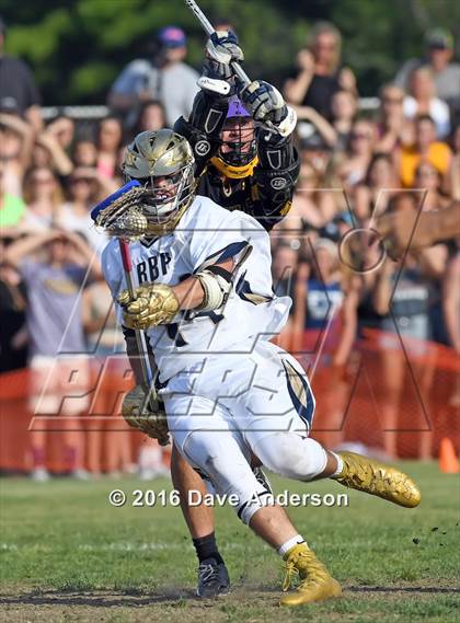 Thumbnail 2 in Bayport-Blue Point vs Sayville (Section 11 Class B Semifinal) photogallery.