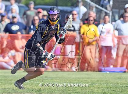 Thumbnail 1 in Bayport-Blue Point vs Sayville (Section 11 Class B Semifinal) photogallery.