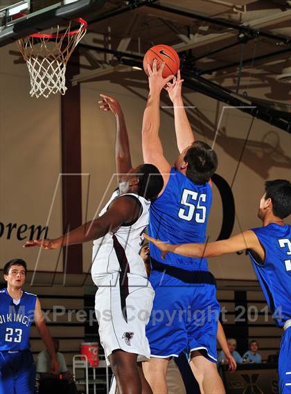 Thumbnail 1 in Irvington vs. La Quinta (MaxPreps Holiday Classic) photogallery.