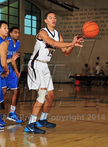 Thumbnail 1 in Irvington vs. La Quinta (MaxPreps Holiday Classic) photogallery.
