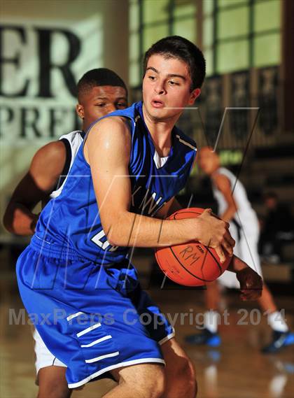 Thumbnail 3 in Irvington vs. La Quinta (MaxPreps Holiday Classic) photogallery.