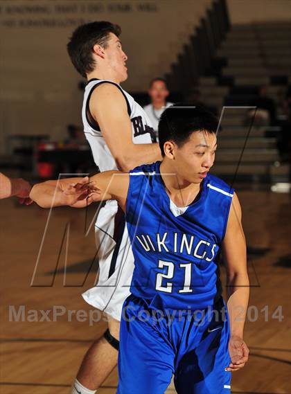 Thumbnail 2 in Irvington vs. La Quinta (MaxPreps Holiday Classic) photogallery.