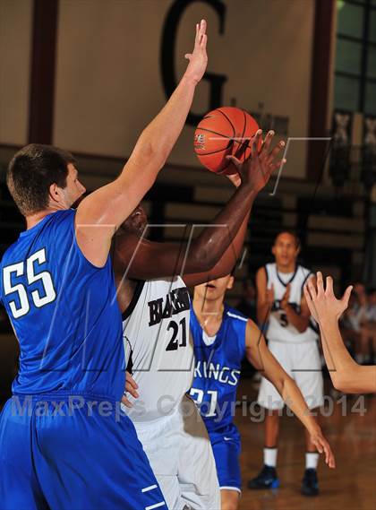 Thumbnail 1 in Irvington vs. La Quinta (MaxPreps Holiday Classic) photogallery.