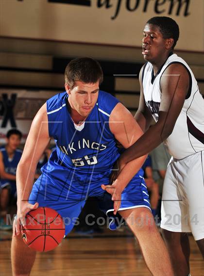 Thumbnail 1 in Irvington vs. La Quinta (MaxPreps Holiday Classic) photogallery.
