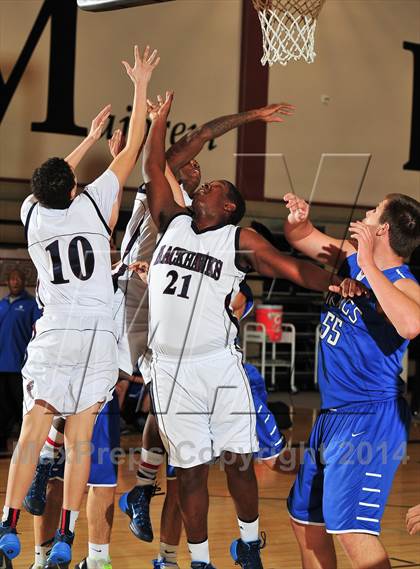 Thumbnail 3 in Irvington vs. La Quinta (MaxPreps Holiday Classic) photogallery.
