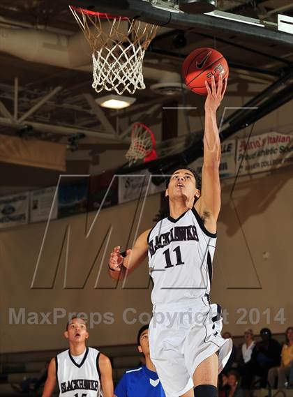Thumbnail 1 in Irvington vs. La Quinta (MaxPreps Holiday Classic) photogallery.