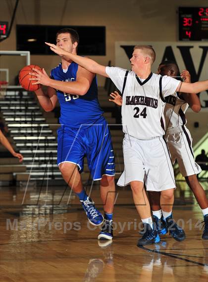 Thumbnail 3 in Irvington vs. La Quinta (MaxPreps Holiday Classic) photogallery.