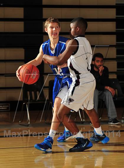 Thumbnail 3 in Irvington vs. La Quinta (MaxPreps Holiday Classic) photogallery.