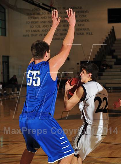 Thumbnail 2 in Irvington vs. La Quinta (MaxPreps Holiday Classic) photogallery.