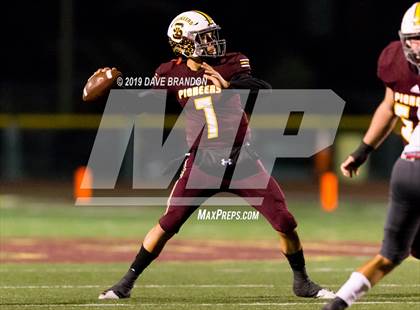 Thumbnail 3 in Simi Valley vs. Orange (CIF SS D10 Semifinal) photogallery.
