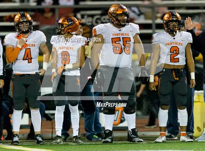 Thumbnail 2 in Simi Valley vs. Orange (CIF SS D10 Semifinal) photogallery.