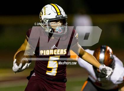 Thumbnail 2 in Simi Valley vs. Orange (CIF SS D10 Semifinal) photogallery.
