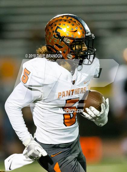 Thumbnail 1 in Simi Valley vs. Orange (CIF SS D10 Semifinal) photogallery.