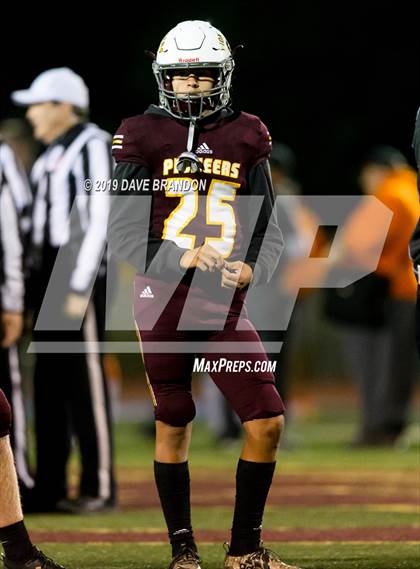 Thumbnail 1 in Simi Valley vs. Orange (CIF SS D10 Semifinal) photogallery.