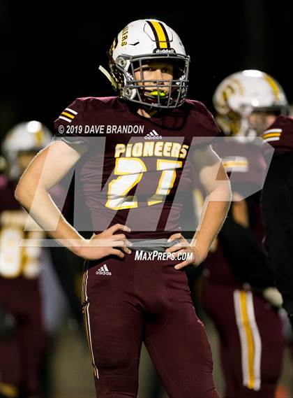 Thumbnail 3 in Simi Valley vs. Orange (CIF SS D10 Semifinal) photogallery.