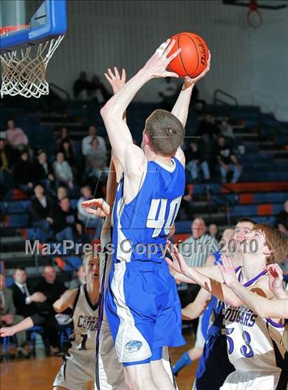 Thumbnail 2 in Breese Central vs Princeton (Riverton Shootout) photogallery.