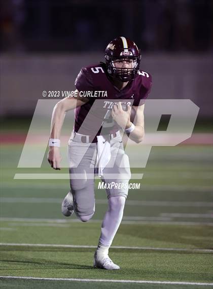 Thumbnail 3 in Bowie @ Dripping Springs photogallery.