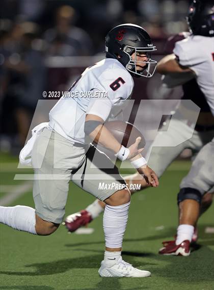 Thumbnail 1 in Bowie @ Dripping Springs photogallery.