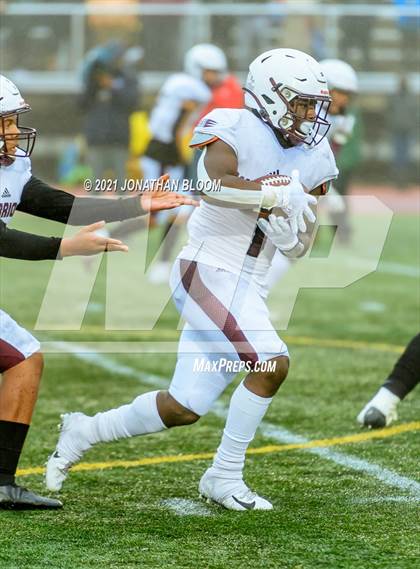 Thumbnail 1 in Windsor vs. Maloney (CIAC Class L Final) photogallery.