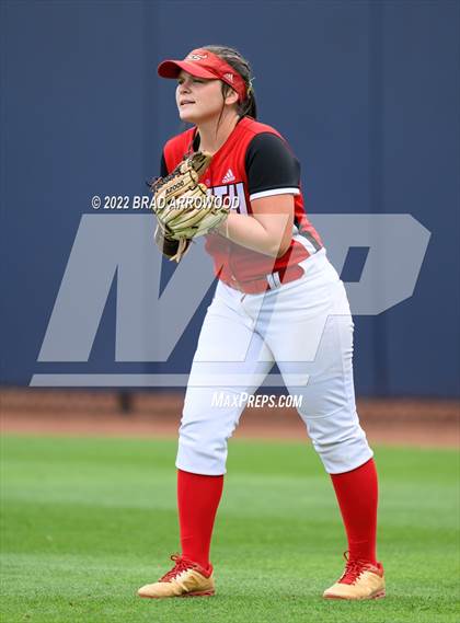 Thumbnail 1 in South Stanly vs. Bear Grass Charter (NCHSAA 1A Final Game 1) photogallery.