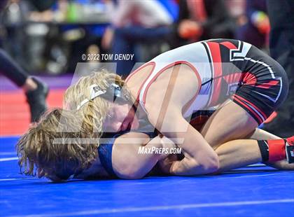 Thumbnail 2 in UIL State Championships - 5A 106lb Final photogallery.