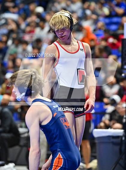 Thumbnail 1 in UIL State Championships - 5A 106lb Final photogallery.
