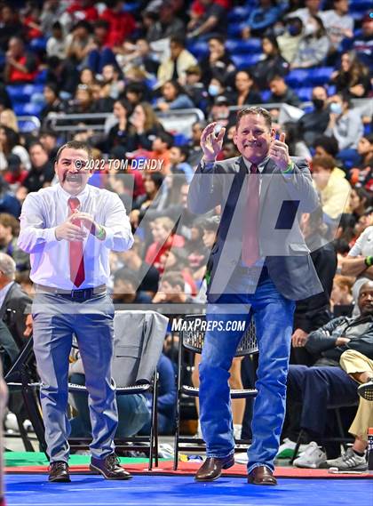 Thumbnail 3 in UIL State Championships - 5A 106lb Final photogallery.