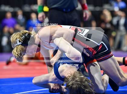 Thumbnail 3 in UIL State Championships - 5A 106lb Final photogallery.