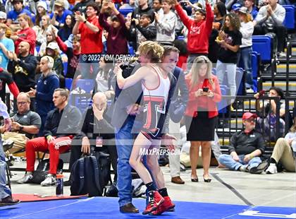 Thumbnail 2 in UIL State Championships - 5A 106lb Final photogallery.