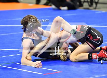 Thumbnail 3 in UIL State Championships - 5A 106lb Final photogallery.