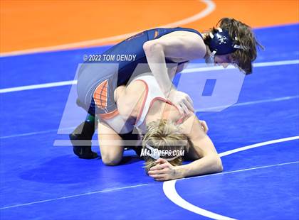 Thumbnail 2 in UIL State Championships - 5A 106lb Final photogallery.